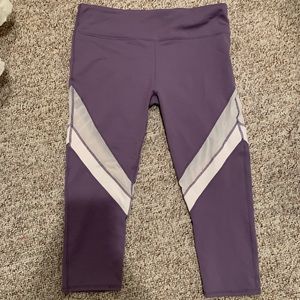 Fabletics cropped leggings